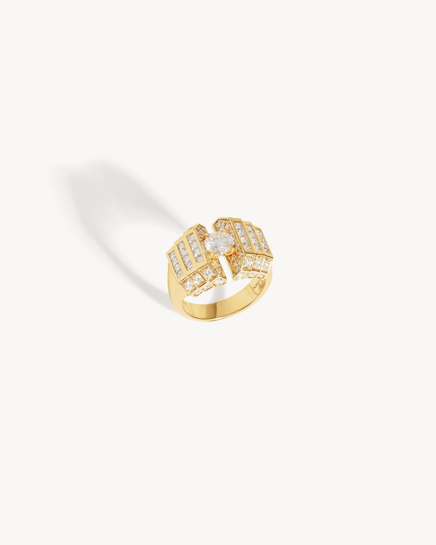 Meaningful Ring - Yellow Gold & Diamonds