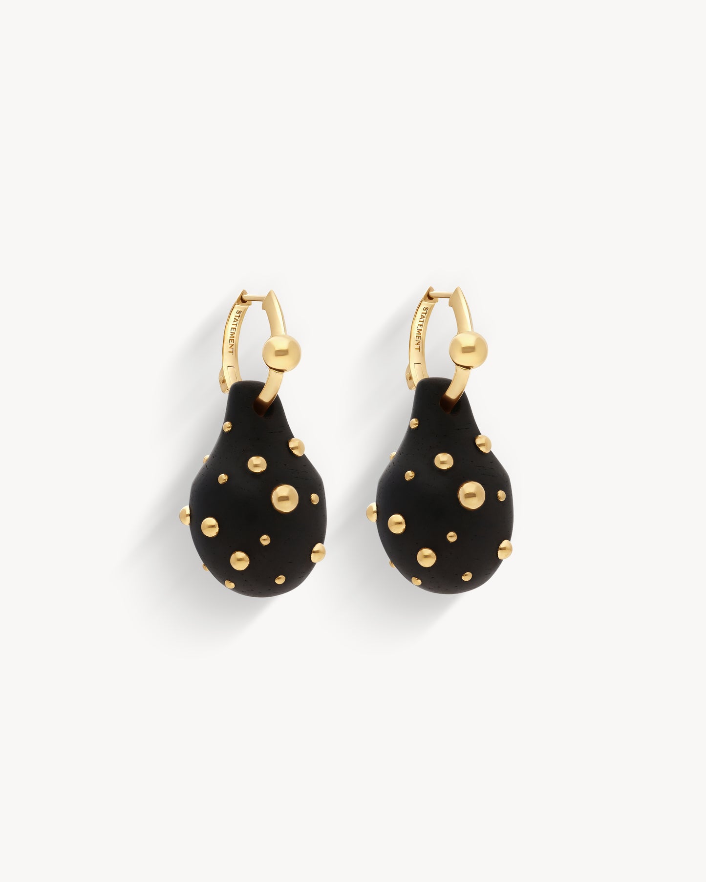 Jewellery Portraits Earrings | Violette Serrat - Yellow Gold & Black Ebony